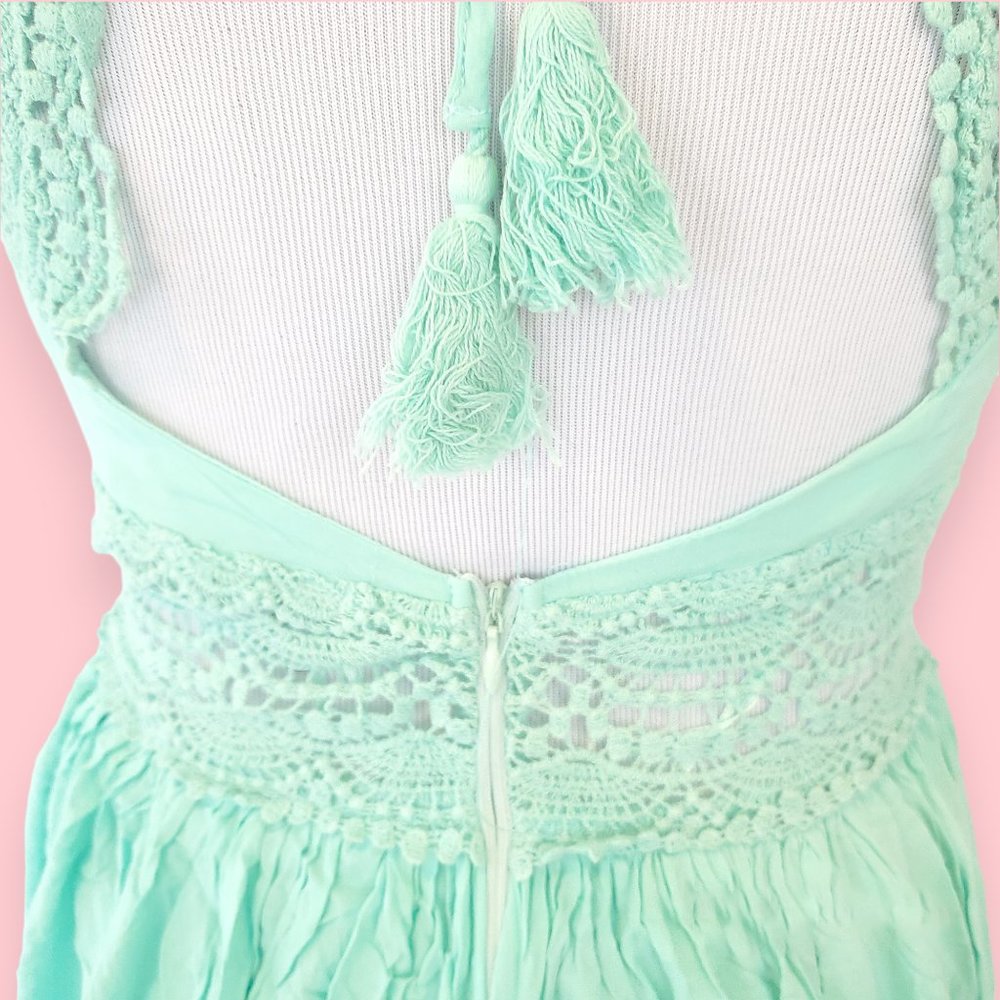 Stunning High-Low Dress Aqua Crochet Lace NWT XS - Picture 6 of 9